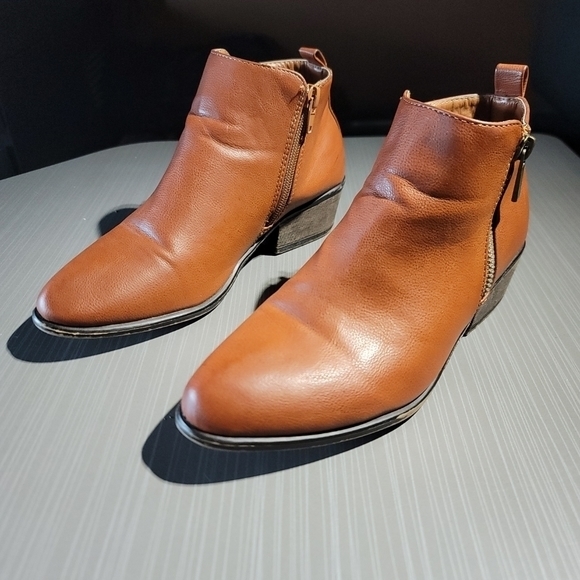 Rouge Helium Sadie-21V Brown Faux Leather Booties Women's 6 Excellent‎ Condition - Picture 1 of 8